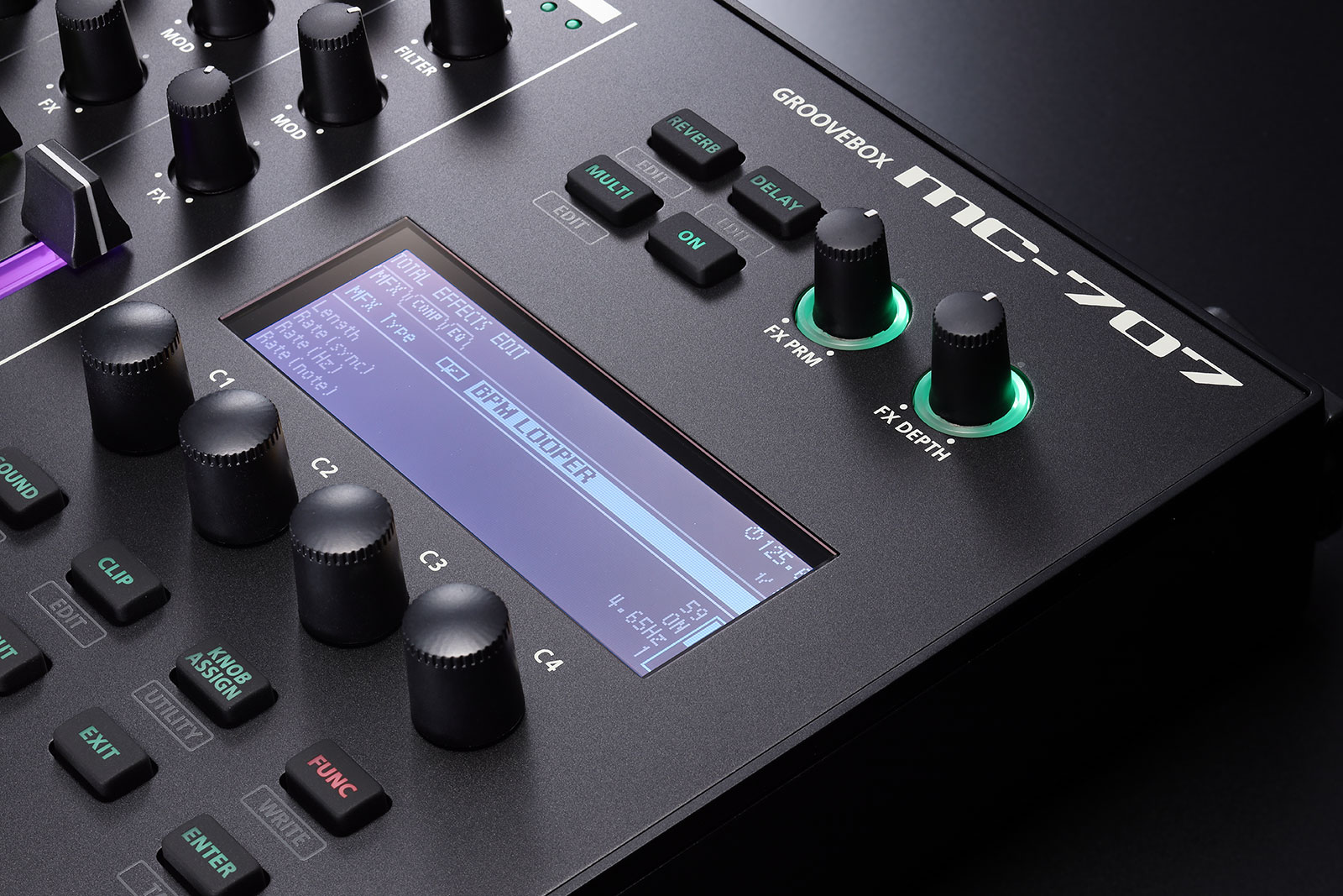 Roland MC-707 (Retoure)