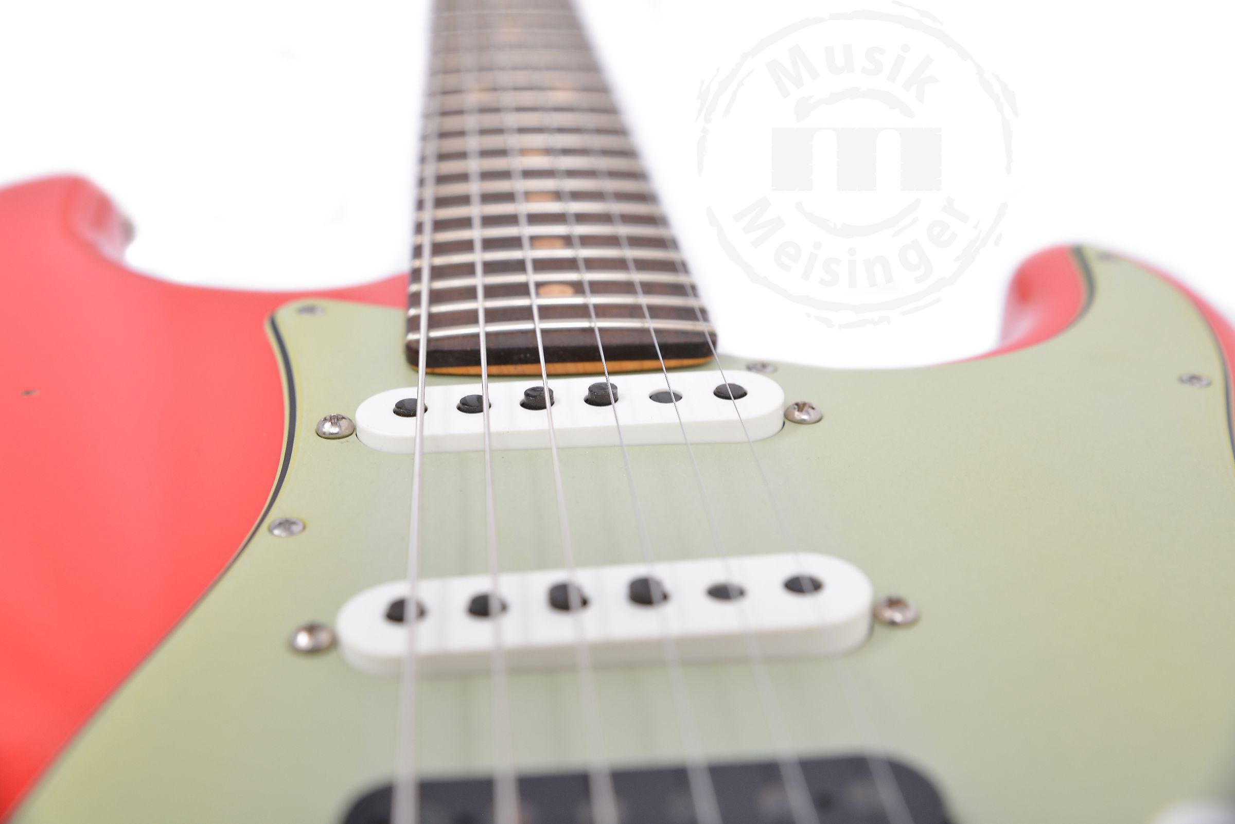 FENDER W25-CUST DLX REL HB S-1 STRAT-AFRD