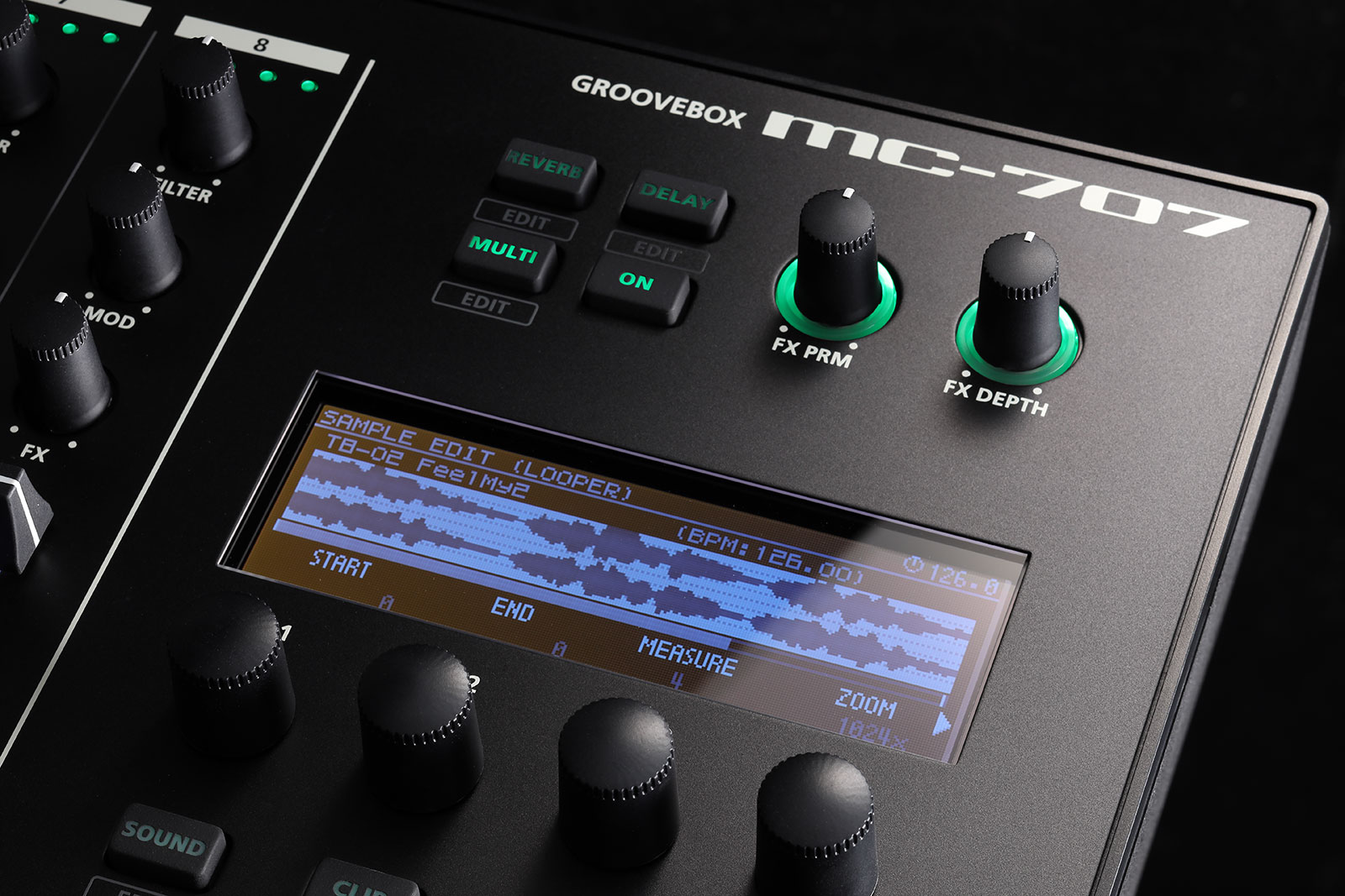 Roland MC-707 (Retoure)